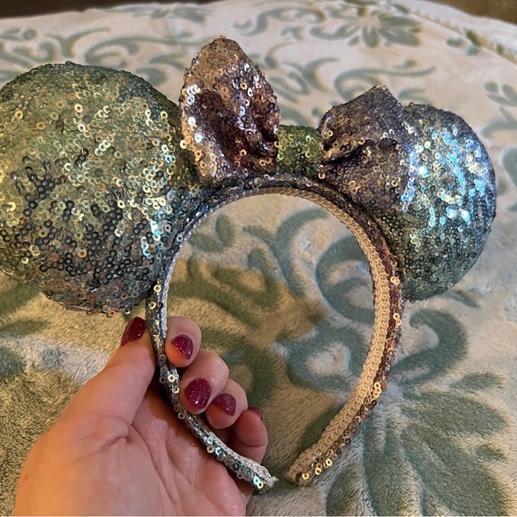 Sparkly Green and Purple Disney Mickey Minnie Ears - Picture 3 of 4
